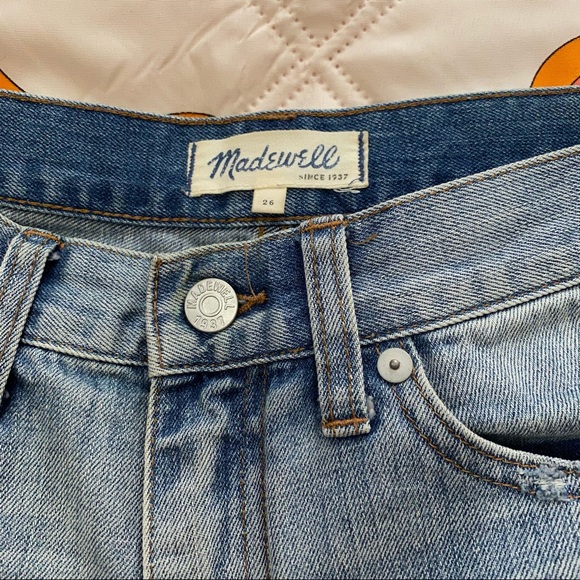 Madewell denim shorts, size 26 - Picture 2 of 3